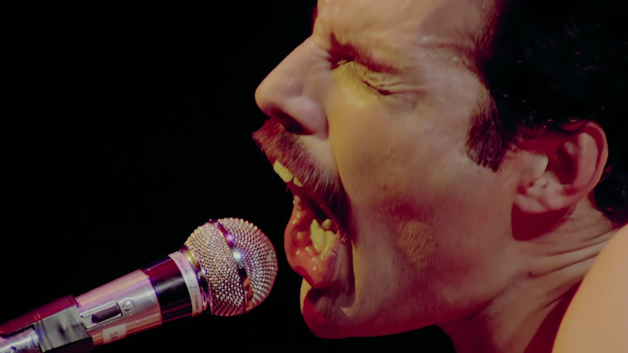 Queen Live in Montreal 1981 Bohemian Rhapsody remastered 4k