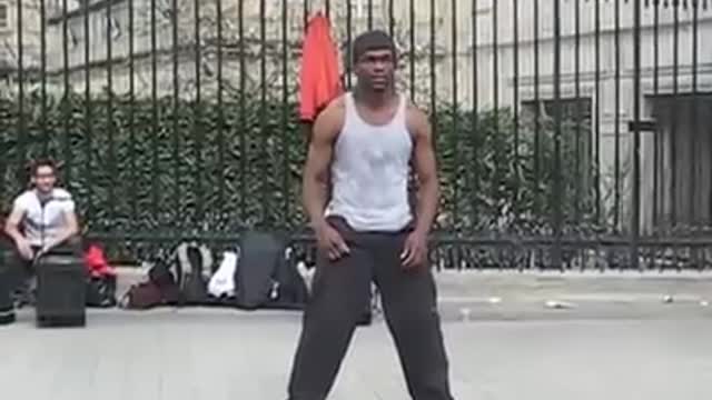 Street Dance in Paris