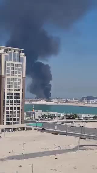 Fire near FIFA 'fan zone' in Qatar