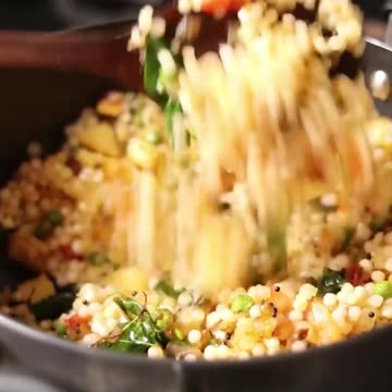 "Satisfy Your Cravings: Exploring the Divine Delight of Sabudana Khichdi"