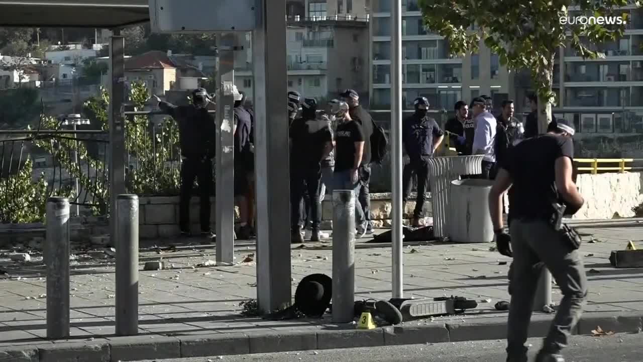 Israel: At least 14 wounded in explosions at Jerusalem bus stops