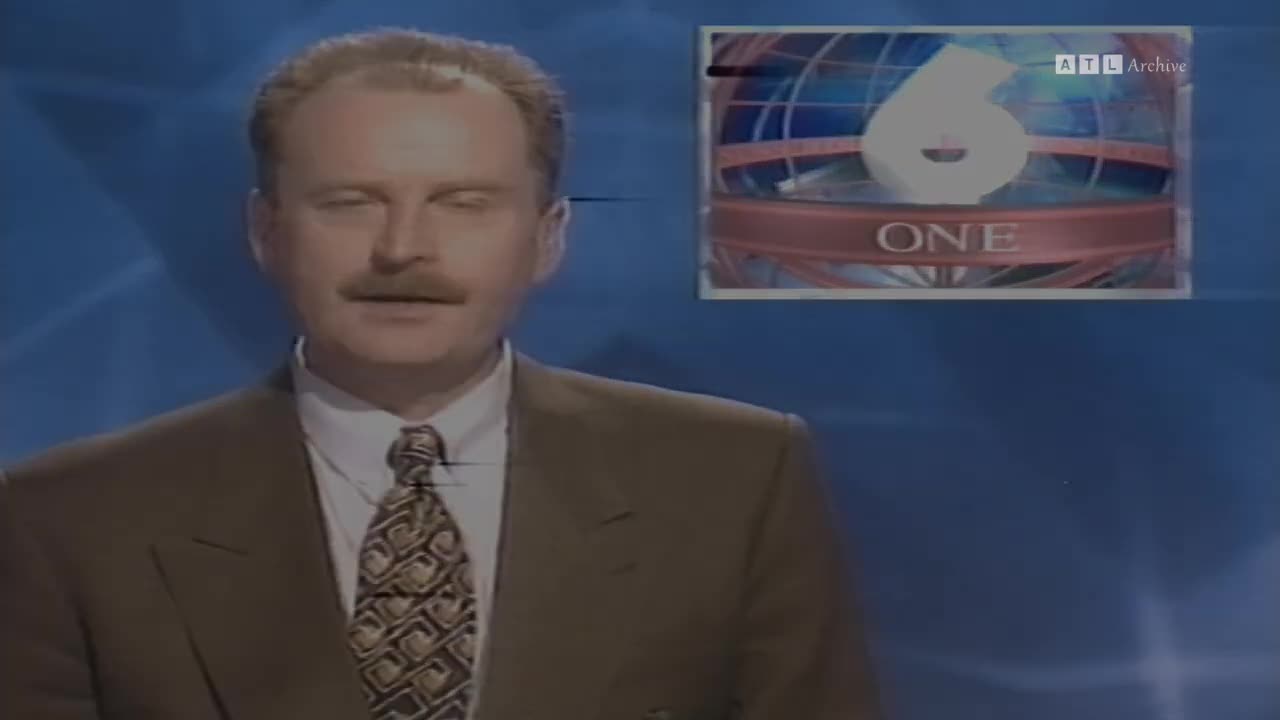 Hume & Adams Meet Irish PM 1994 IRA Ceasefire RTÉ News - ATL NEWS File