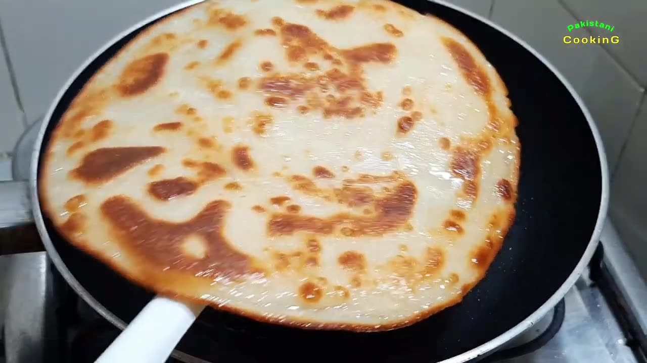 pakistani Omelette paratha