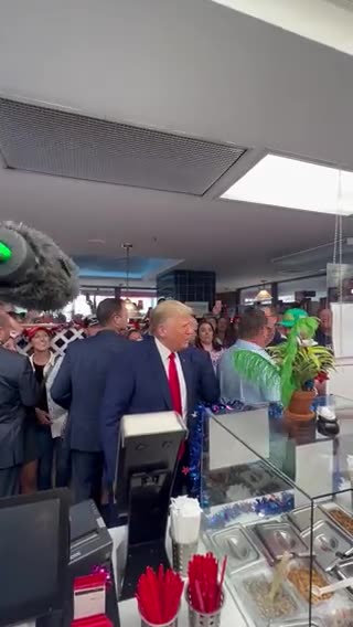 President @realDonaldTrump ordering Blizzards at local Iowa Dairy Queen!