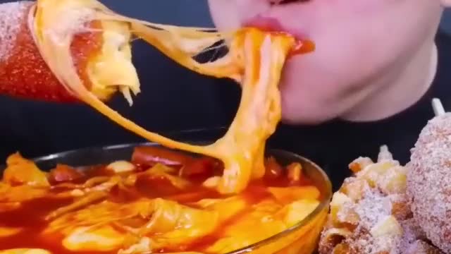 ASMR EATING