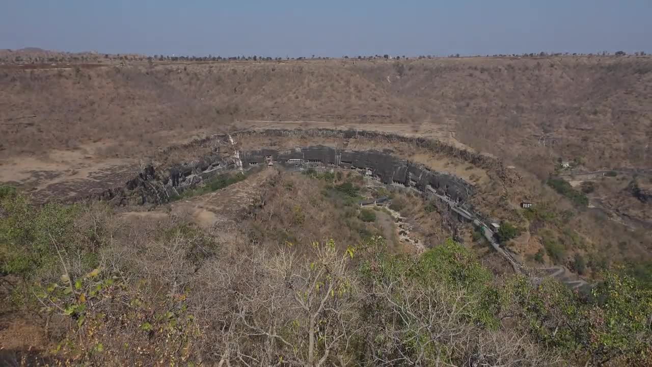 caves 7