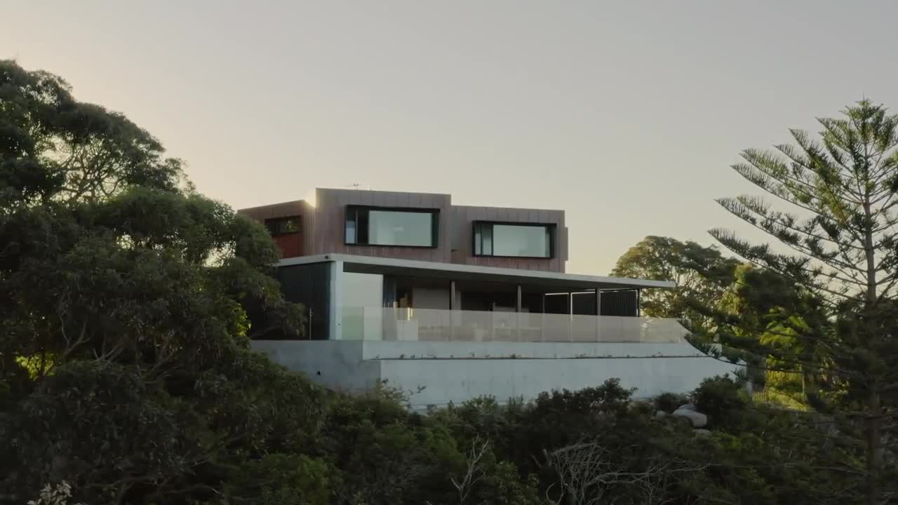 A Concrete Dream Home in Australia's Highest Rated Flame Zone (House Tour)