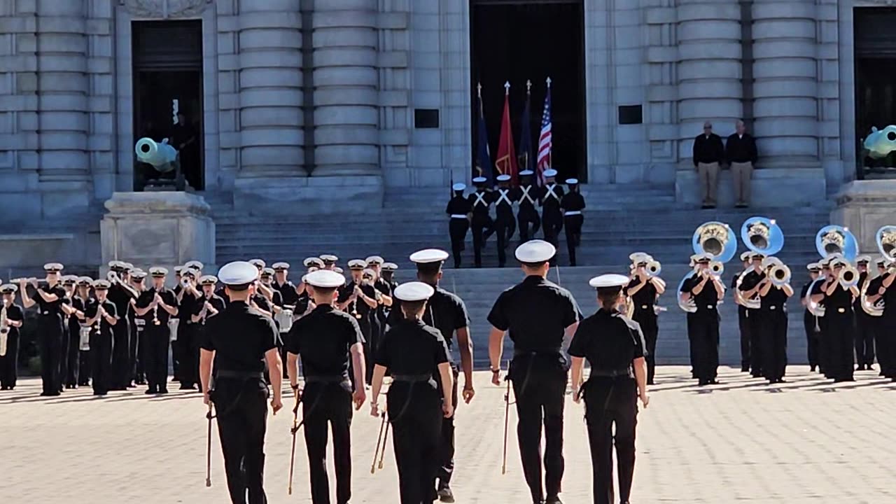 USNA Noon Meal Formation