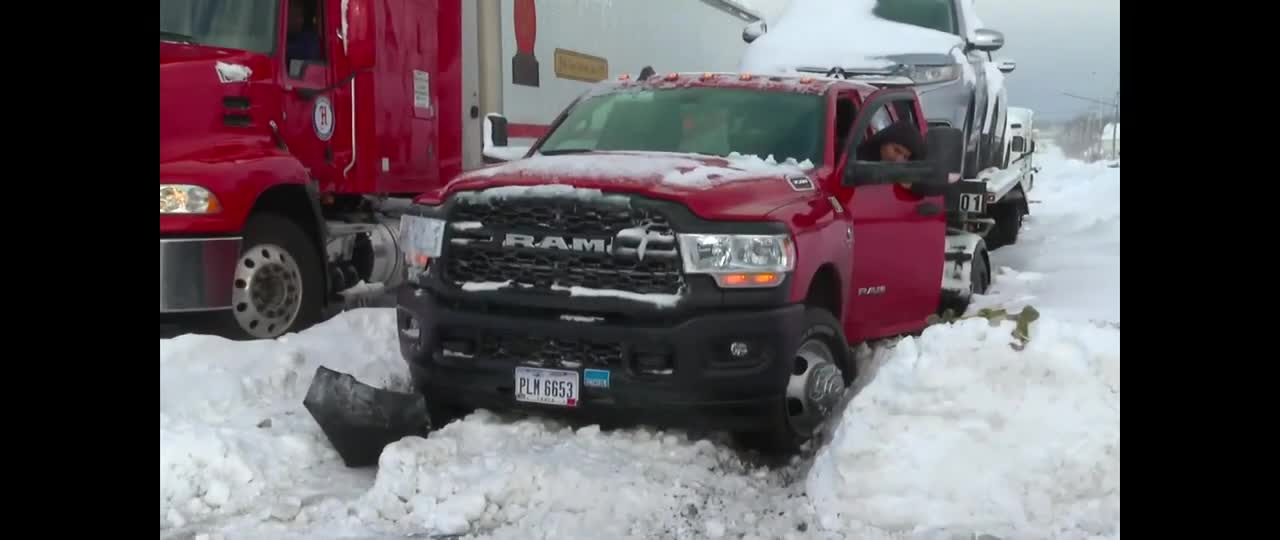 Lake effect snow hammers western New York