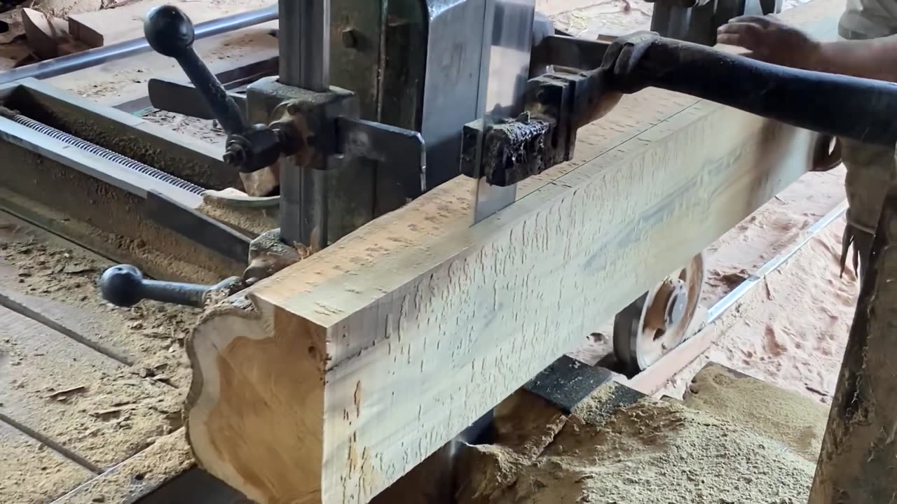 From Old To New Turning Teak Wood Into A Modern Korean-Style Barn Garage Door Plank