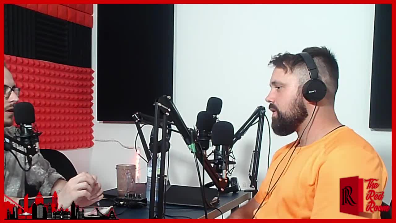 The Red Room Podcast - Le parcours d'un homme d'exception de rebel à ancien militaire & Tommy Massé