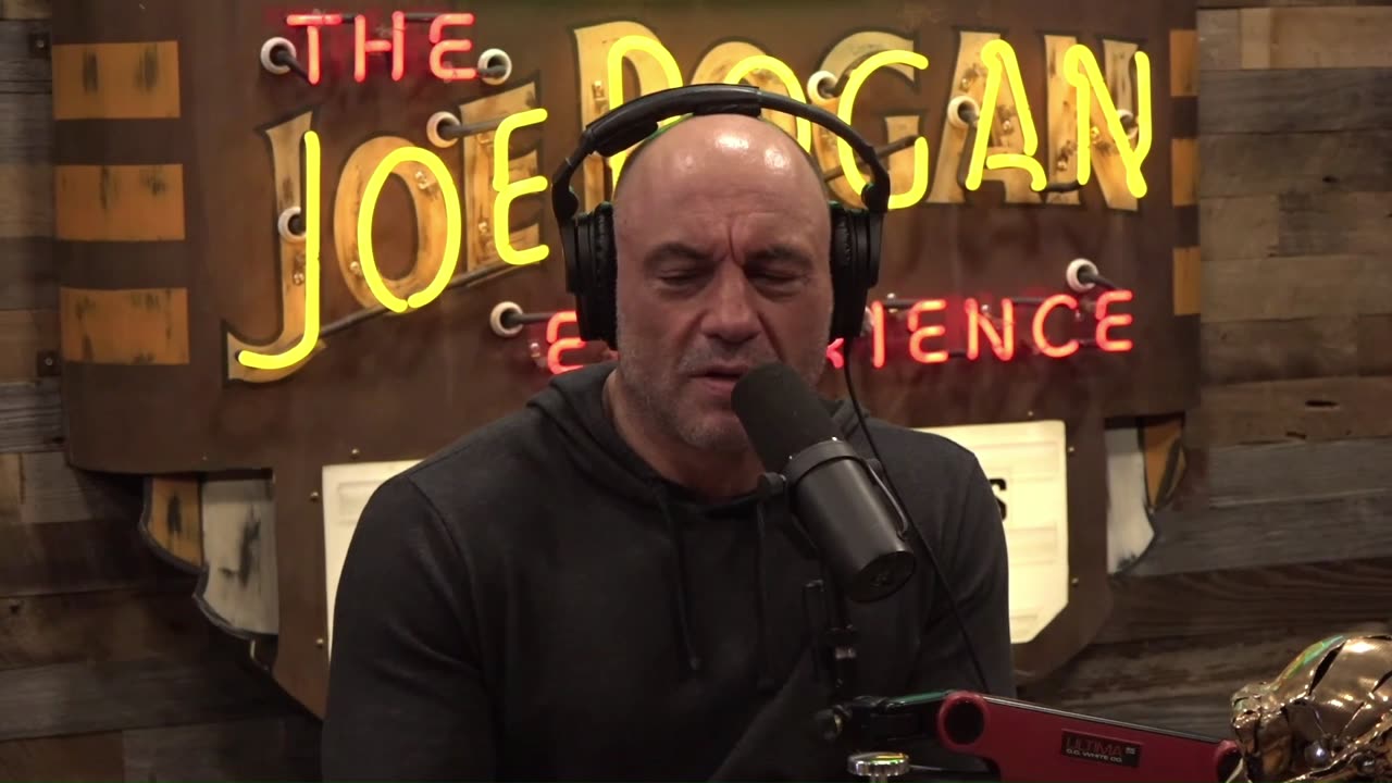 Joe Rogan Tells HORRIFYING Ocean Stores!