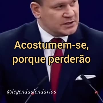 Um pouco sobre a Polônia, onde o comunismo é proibido.