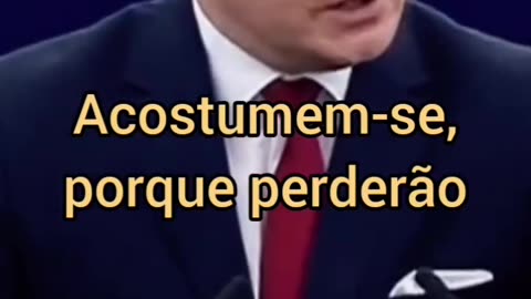 Um pouco sobre a Polônia, onde o comunismo é proibido.