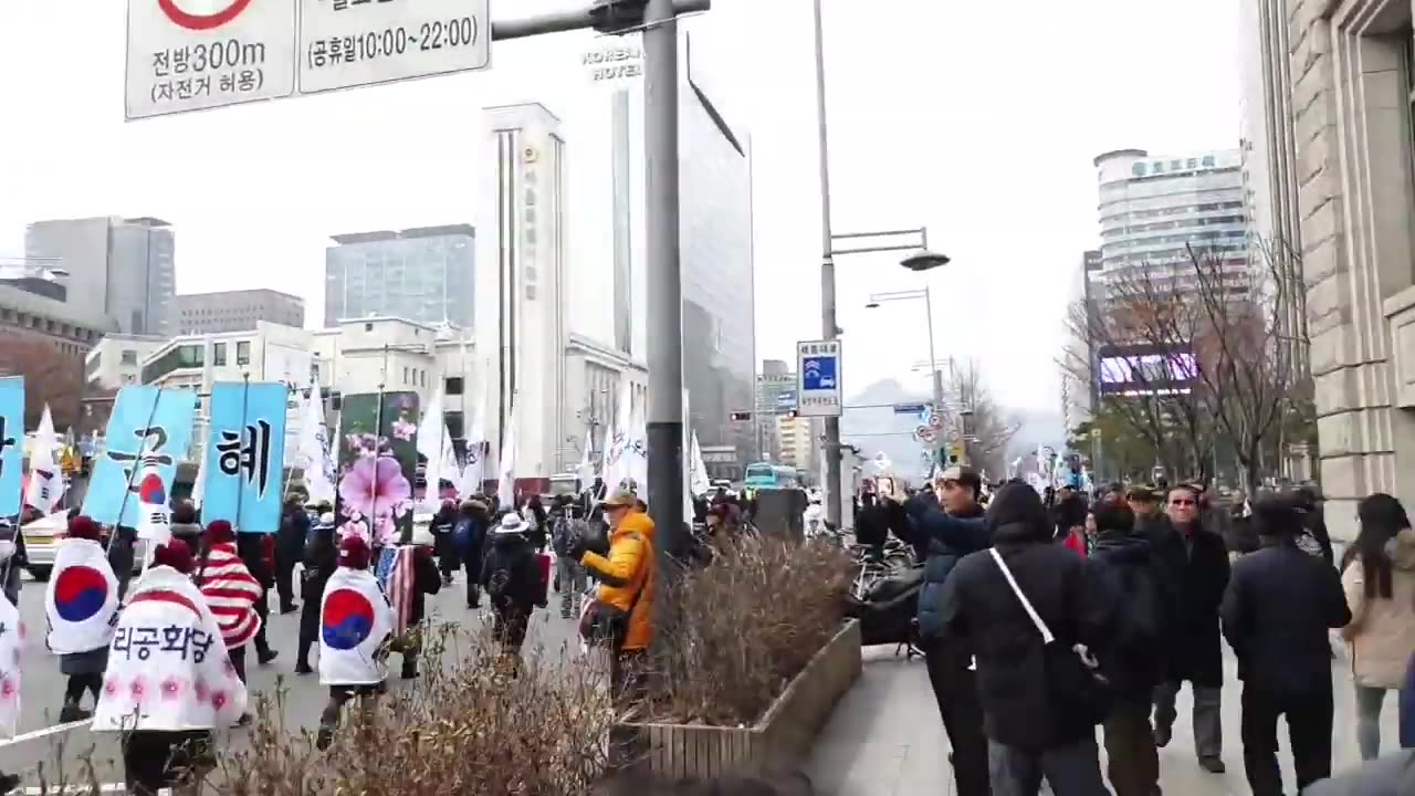 20200106_V3_S03(Md_PaJ96W_c)체제가 무너지기 일보직전인데 너당 내당 무슨 의미가 있겠는가_