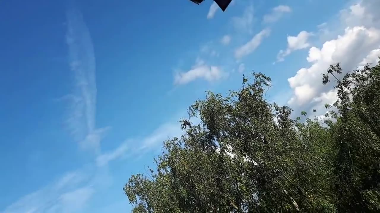 Himmel in Berlin am 10.07.2023 um 18:50 Uhr