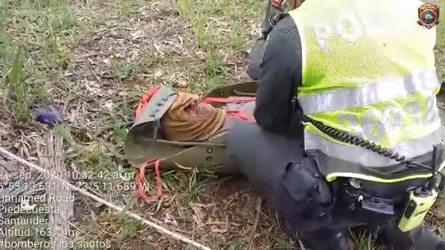 Rescatan a un hombre que cayó a un abismo en Santander la semana pasada