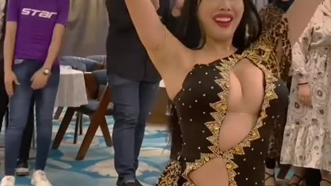 Hot Turkish girl dance