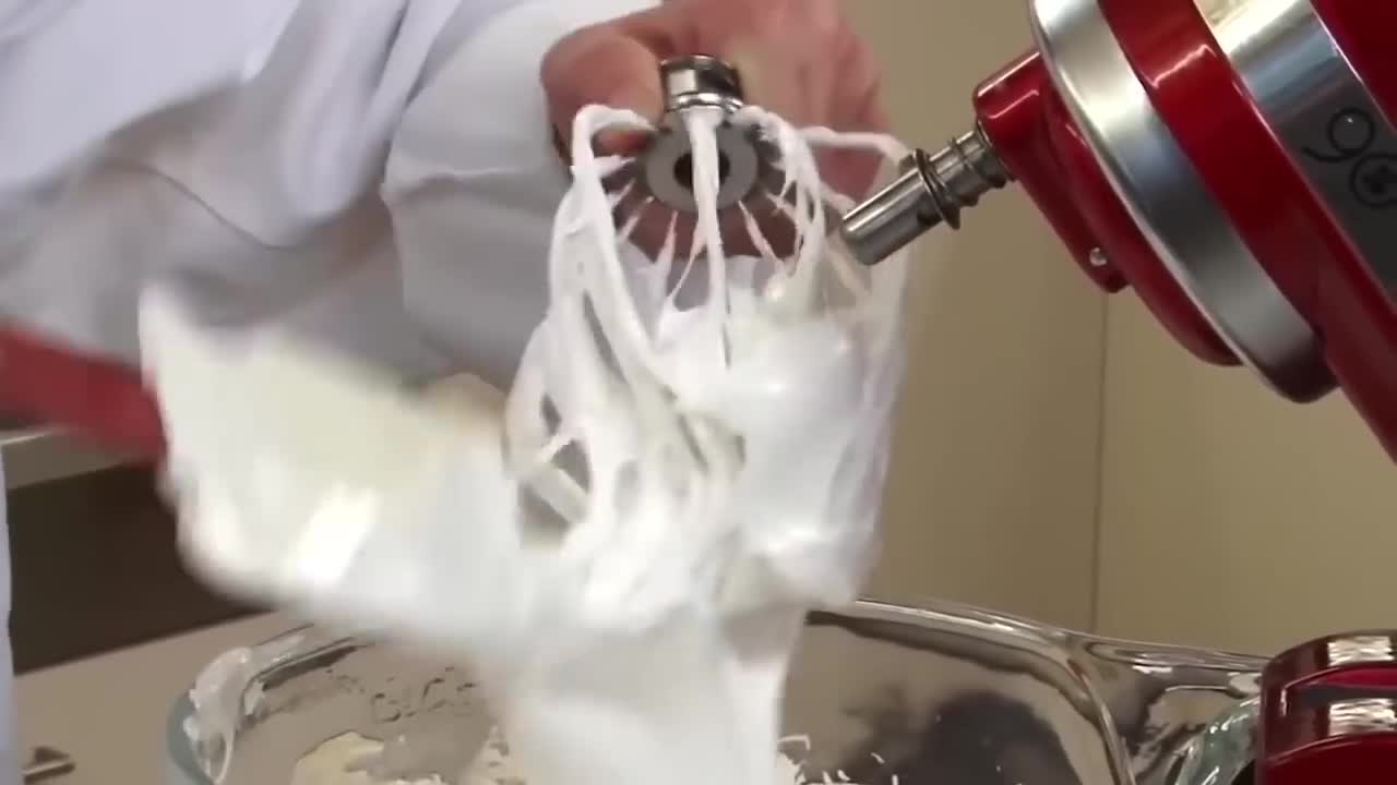 How It's Made: Marshmallow Peeps