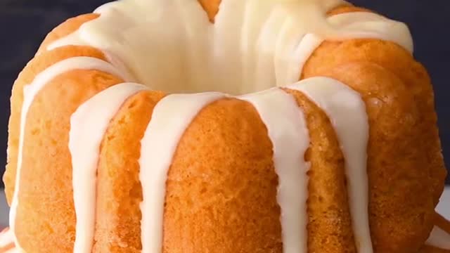 You will bundt want to miss out on this cake centerpiece