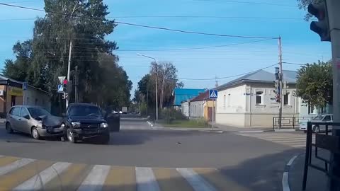 Best of Russian Driving Fails 2019