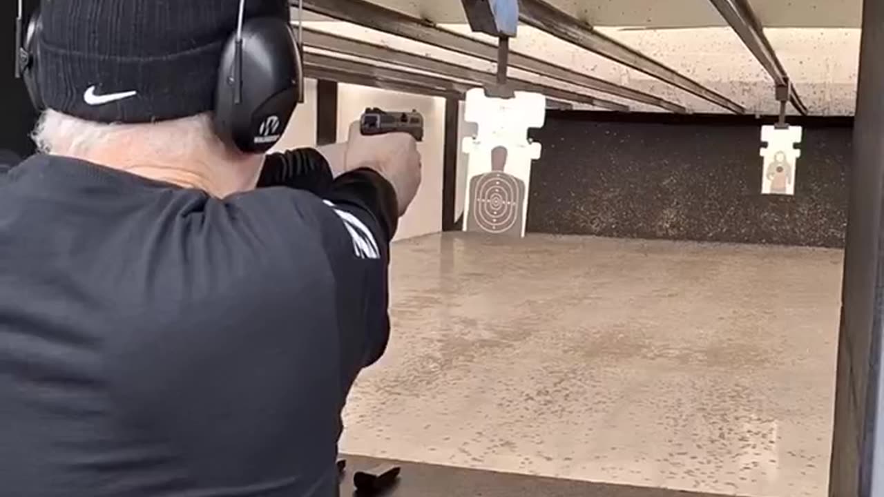 CZ P10C first 5 shots @ 15 yards