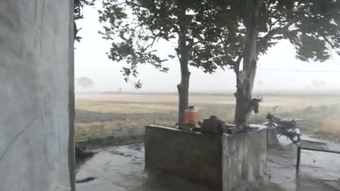 Rain in Lahore hadyara border village