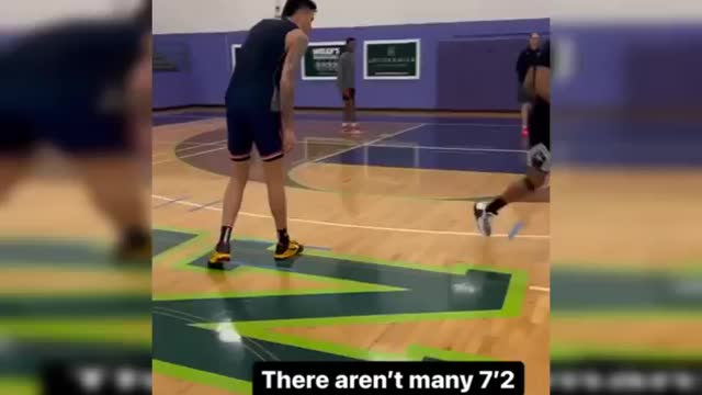GRABE BULGAR KAI SOTTO Adelaide Vs. Phoenix Suns_Cut