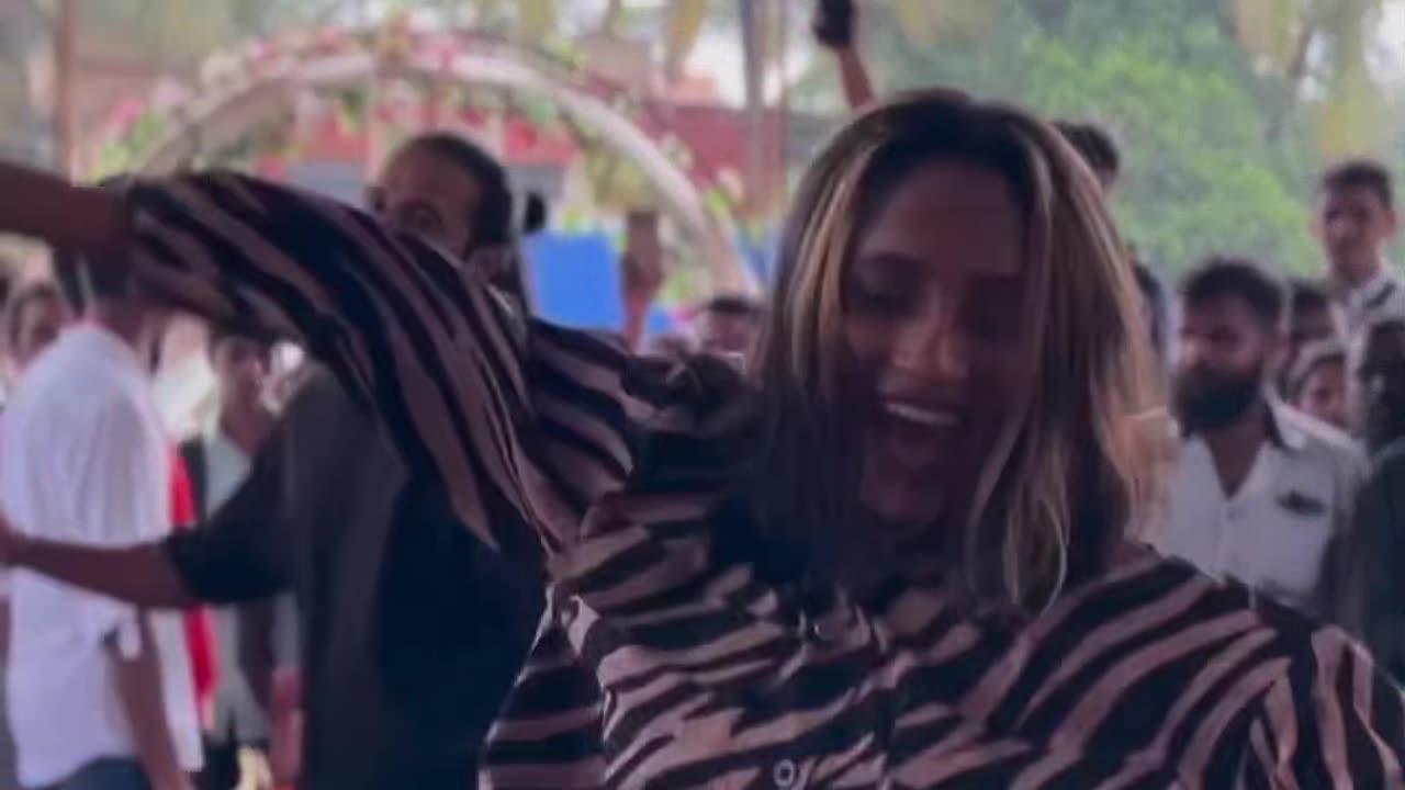 Tiger dancing girl