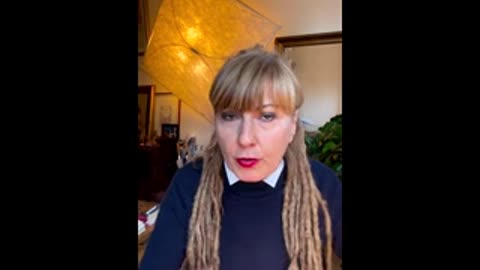 Raffaella Regoli denuncia come sono discriminati e trattati i sanitari rientrati.