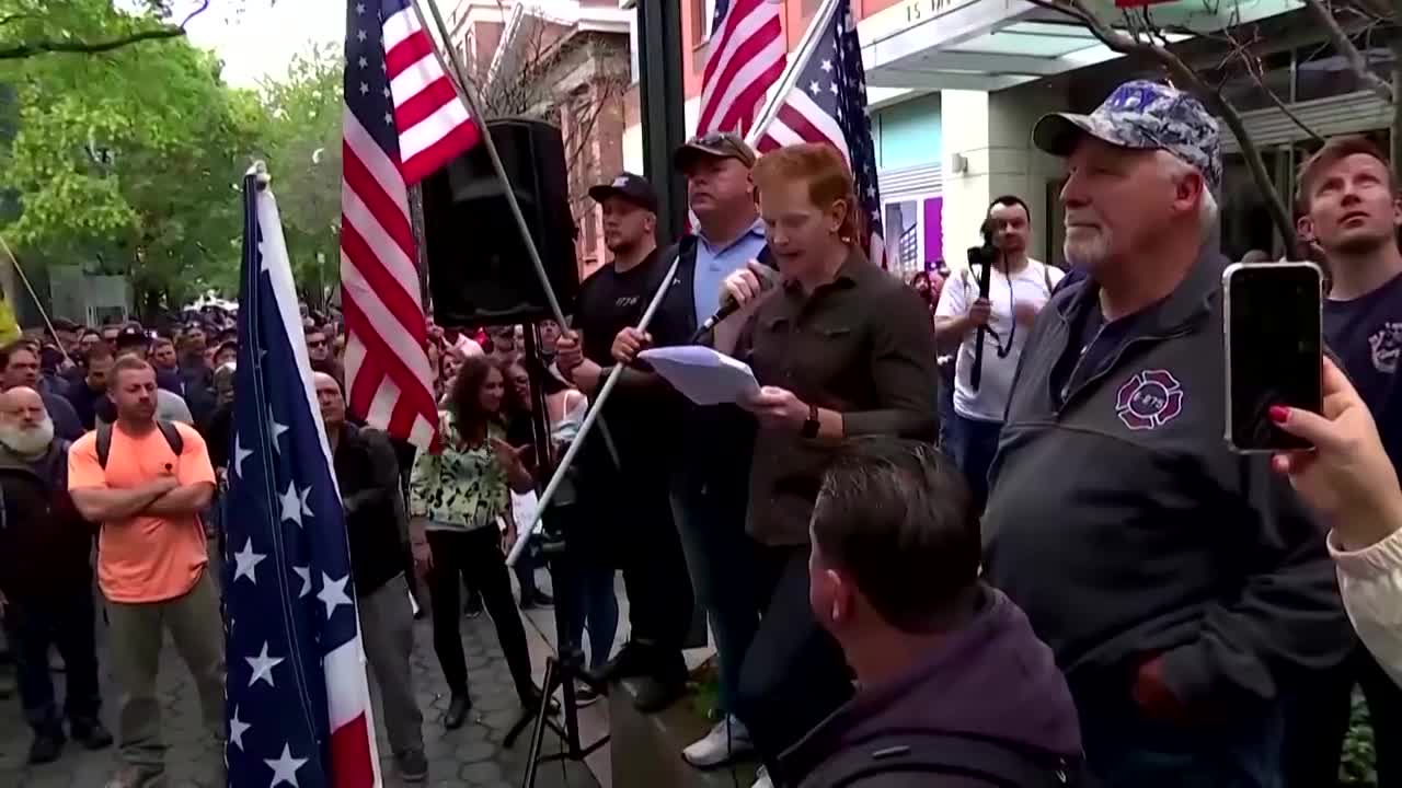 NYC workers protest vaccine mandate