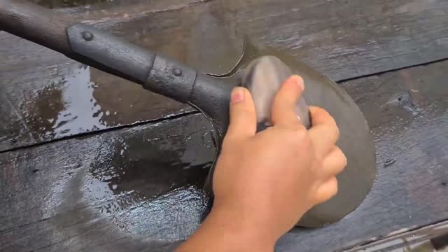 Restoring a WWII Thai Military Shovel Part 8: Restoring is a bit of a pain.