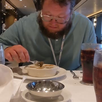 Cody vs a snail discovery princess 11/1/2023