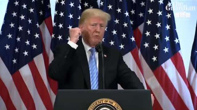 Trump “Makes Fun of Him Self in Live Debate
