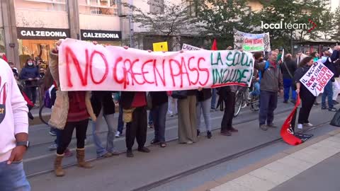 La CGIL contestata e insultata non dai fascisti, ma dalla sinistra, quella vera