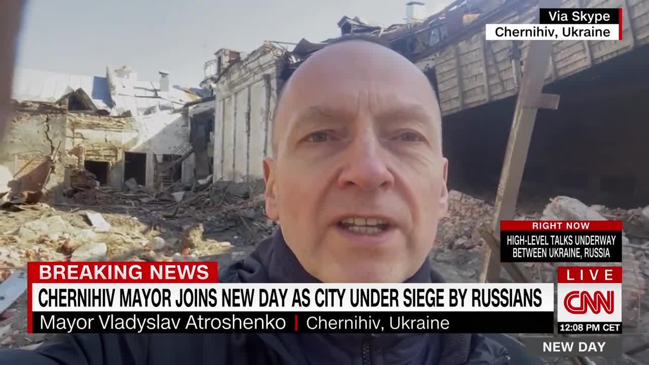 Explosion interrupts interview with Ukrainian mayor