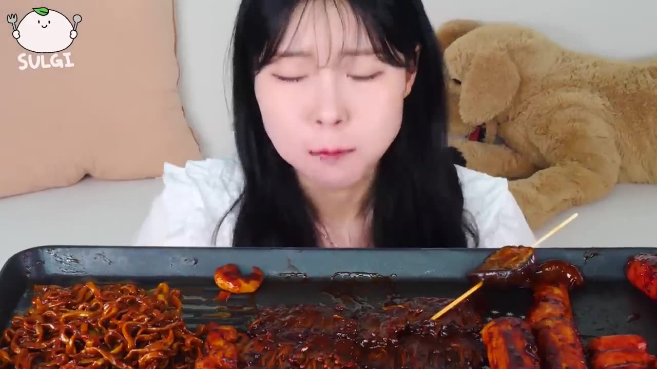 Fire black bean Mushroom, https://youtu.be/kwwuNHZXJv8?si=oyQZmJoi-ecBkFLp