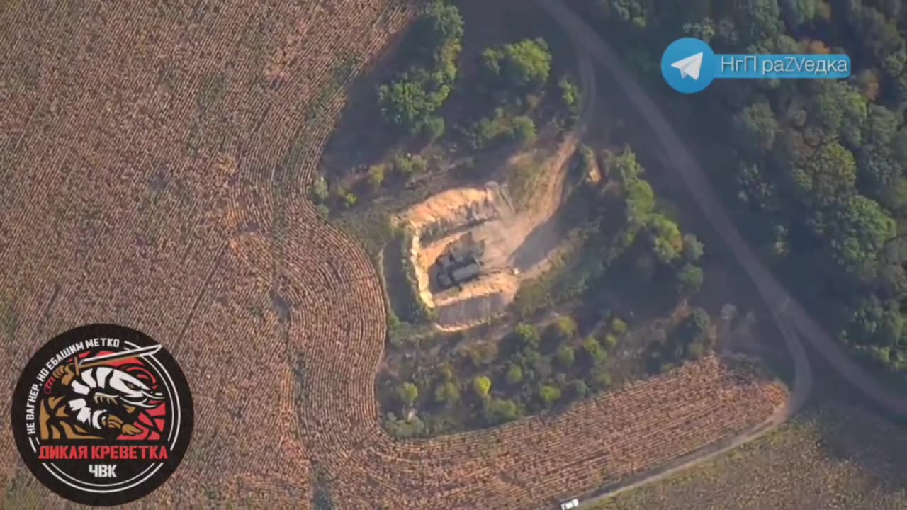 🇷🇺🇺🇦A Lancet strike on a Ukrainian P-18 radar station