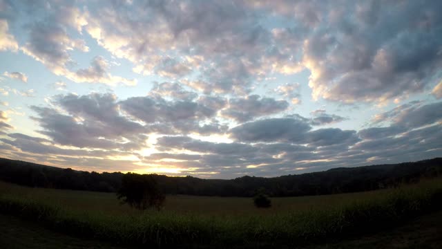 Sun Rise 8 24 22 63f/17c