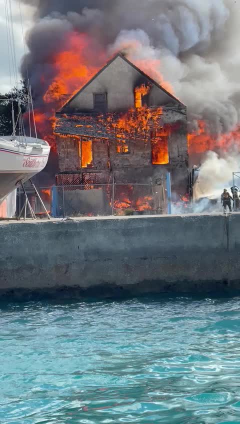 Building Fire in Nassau Bahamas