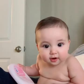 Just have a watch on this cutest baby, wanna say "i love you"