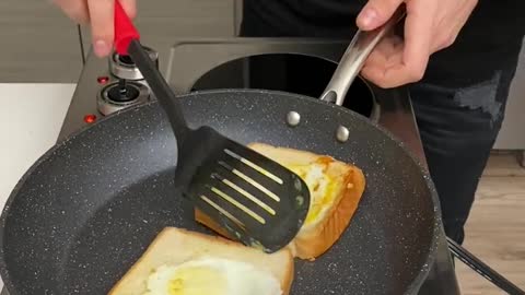 Easy breakfast hack (LEGIT)