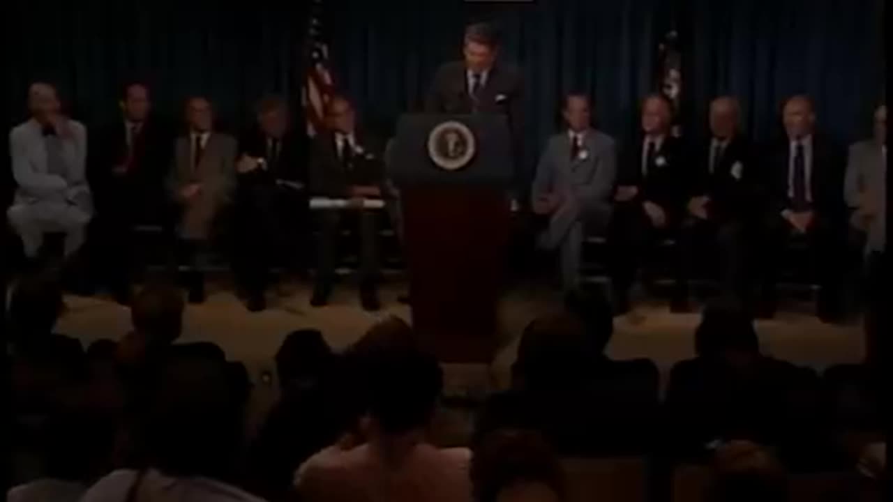 Compilation of PRESIDENT REAGANS ULTRA FUNNY HUMOR