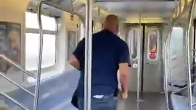 GRAPHIC VIDEO! Train stabbing on NYC train.