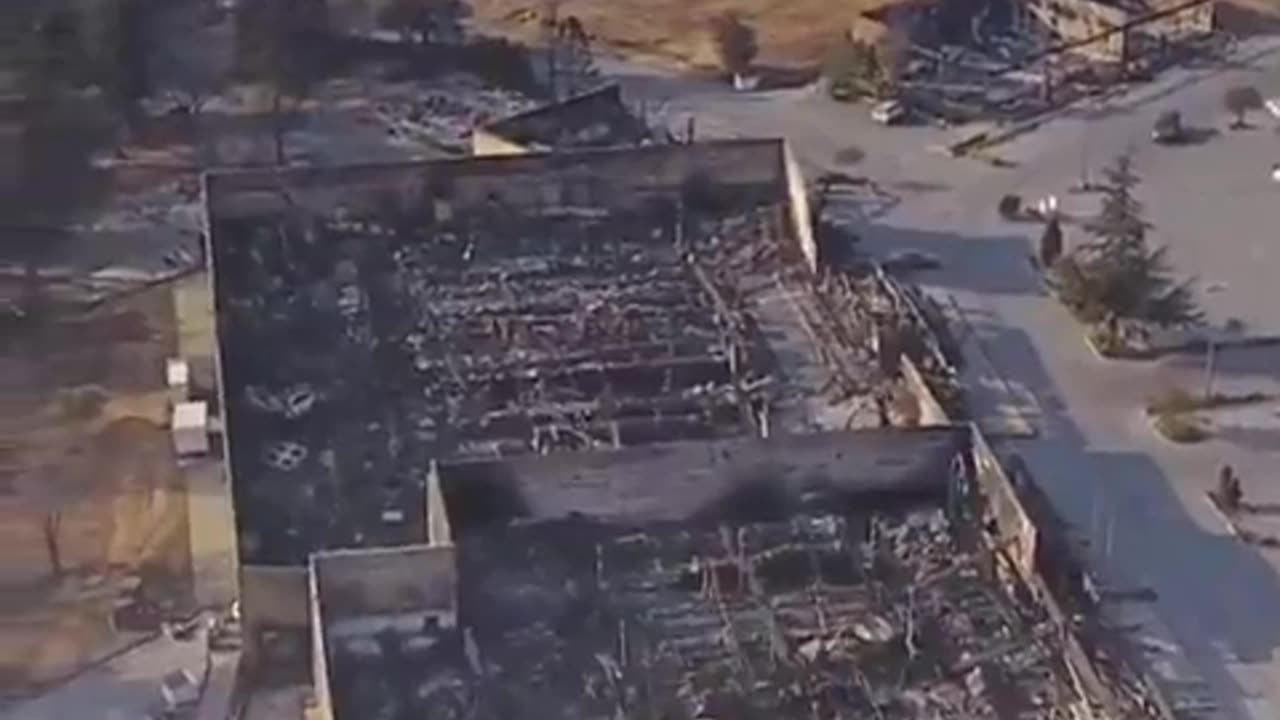 SHOCKING Aerials Views of Maui - How Is This Possible???