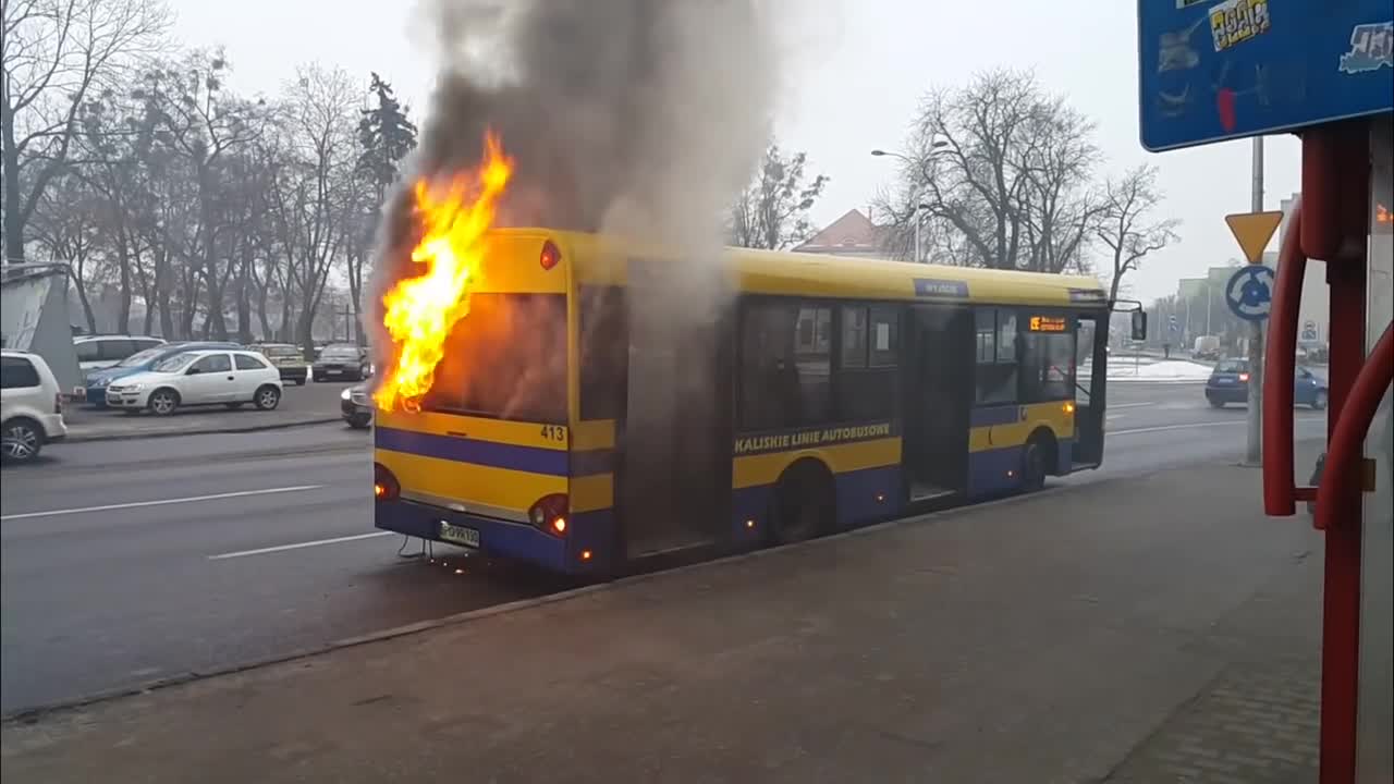 In Poland, set fire to a bus with people