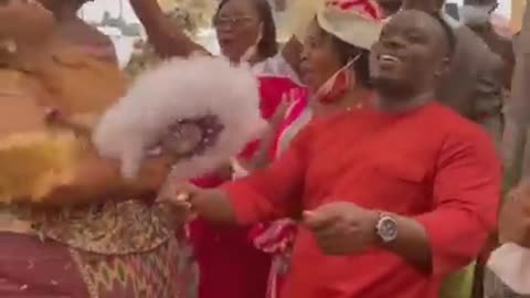 American black lady experienced ghanian traditional wedding