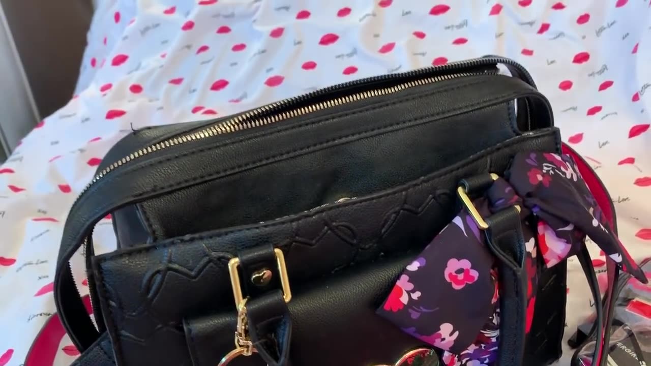 What's in my Betsey Johnson Scarf Satchel Crossbody Bag & Updates.