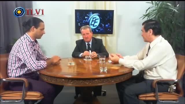 03 El Espejo N° 03 'Es vergonzoso que el Gobierno no haya hecho mas por las víct