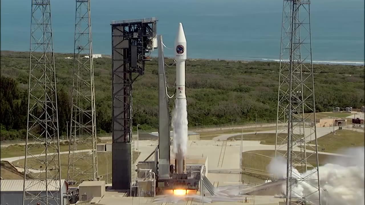 Orbital ATK CRS-7 Lifts off